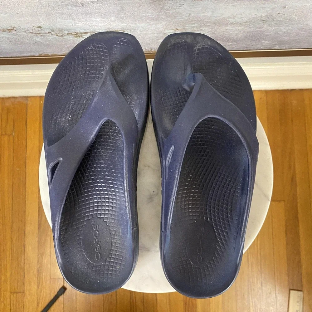OOFOS Sandals Shoes Mens Size 7 Blue Thong Comfort Recovery Flip Flops